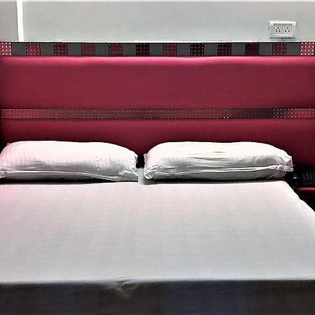ניו דלהי Hotel Kwality מראה חיצוני תמונה