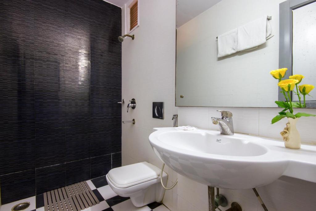 ניו דלהי Hotel Kwality מראה חיצוני תמונה