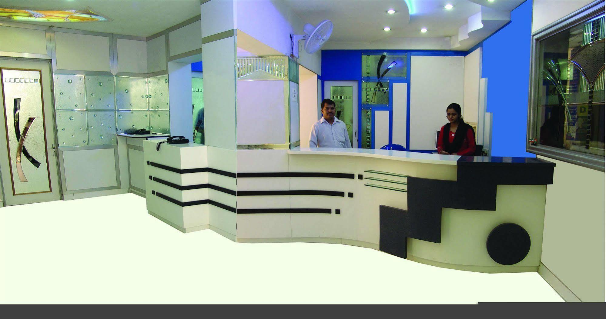 ניו דלהי Hotel Kwality מראה חיצוני תמונה