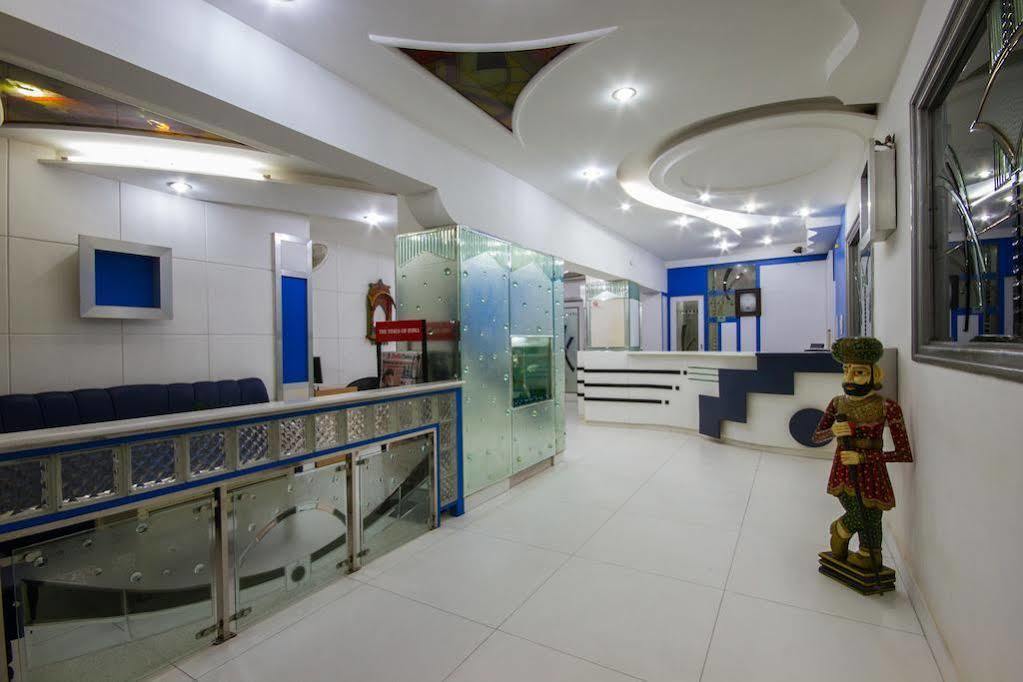 ניו דלהי Hotel Kwality מראה חיצוני תמונה